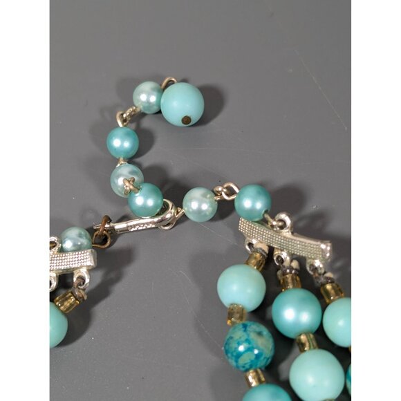 Vintage Japan Aqua Blue Pearlized Lucite Triple Strand Choker Necklace 17" - Picture 7 of 9
